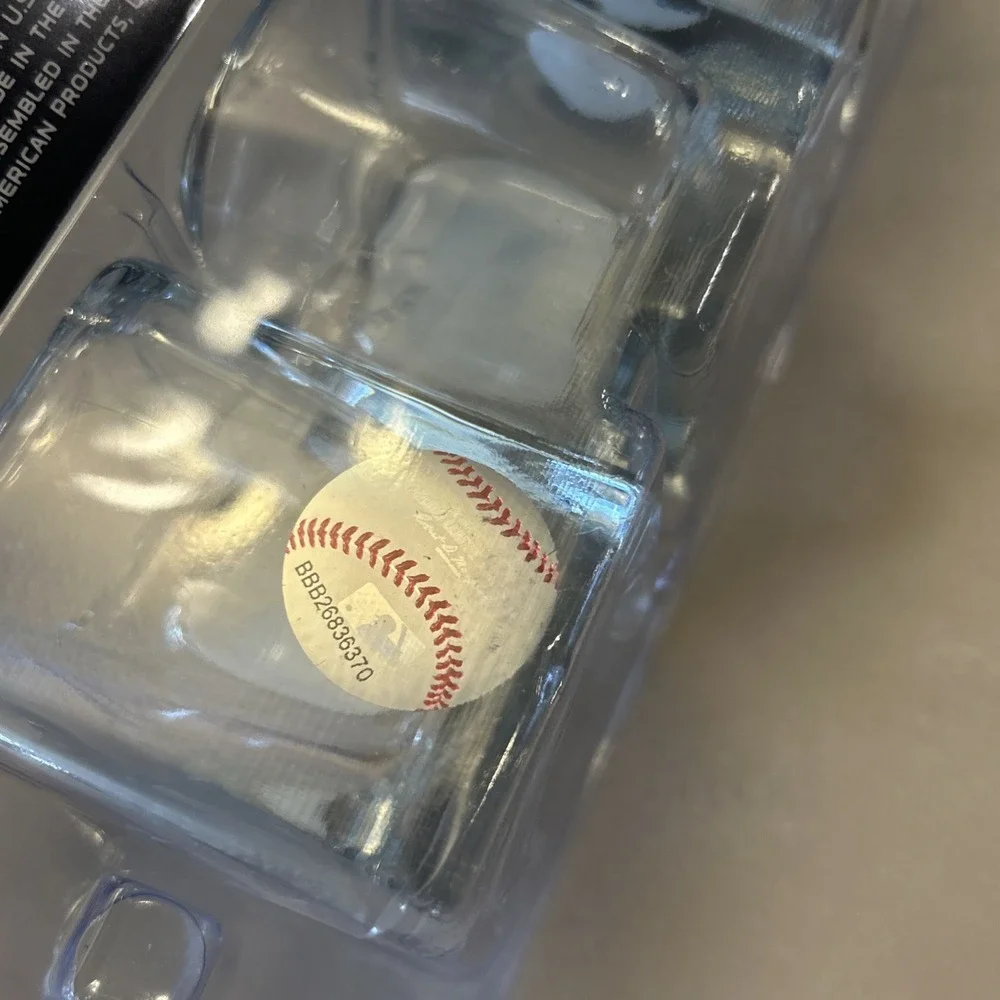NIP Chicago Cubs 4 Pc Collector's Shot Glass Set by Great American Official MLB